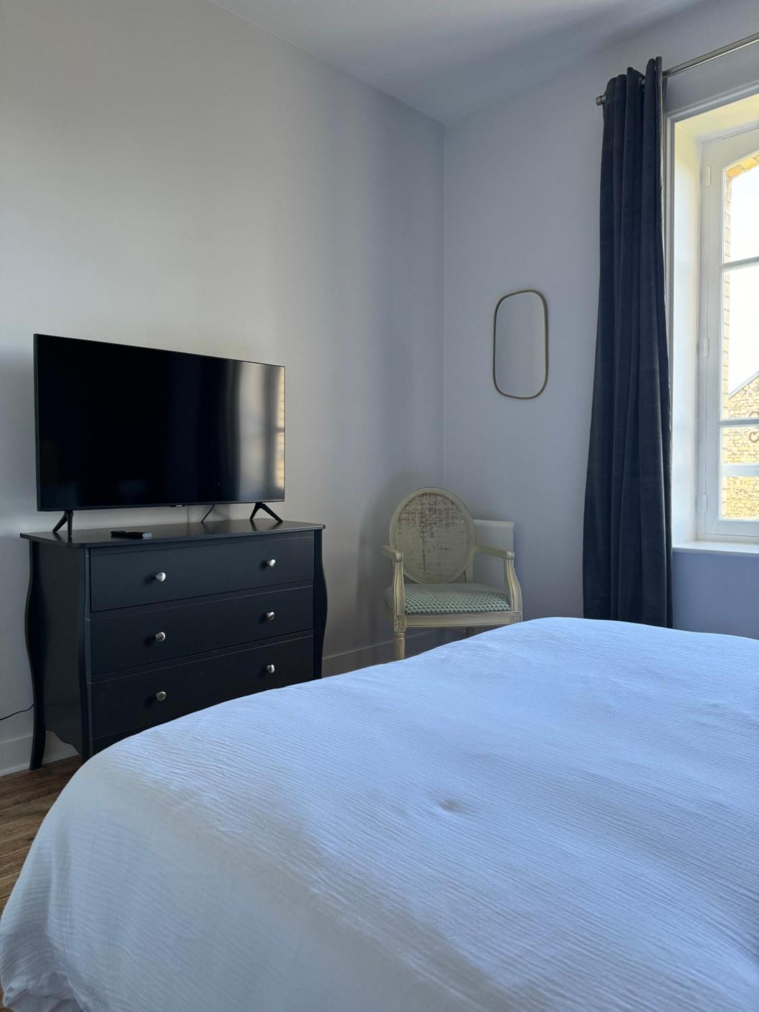 Le Hetre Pourpre Apartment Bayeux Bagian luar foto